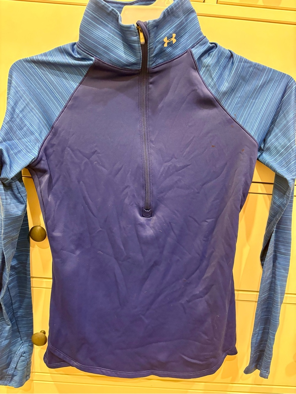 Under Armour Royal Blue Zip-Up cold gear Athletic quarter zip